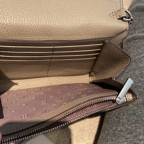 NWT Auth Tory Burch Britten chain wallet - Picture 11 of 12